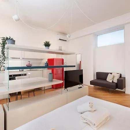 Apartment Duomo - 3 Minutes From The Duomo Milan